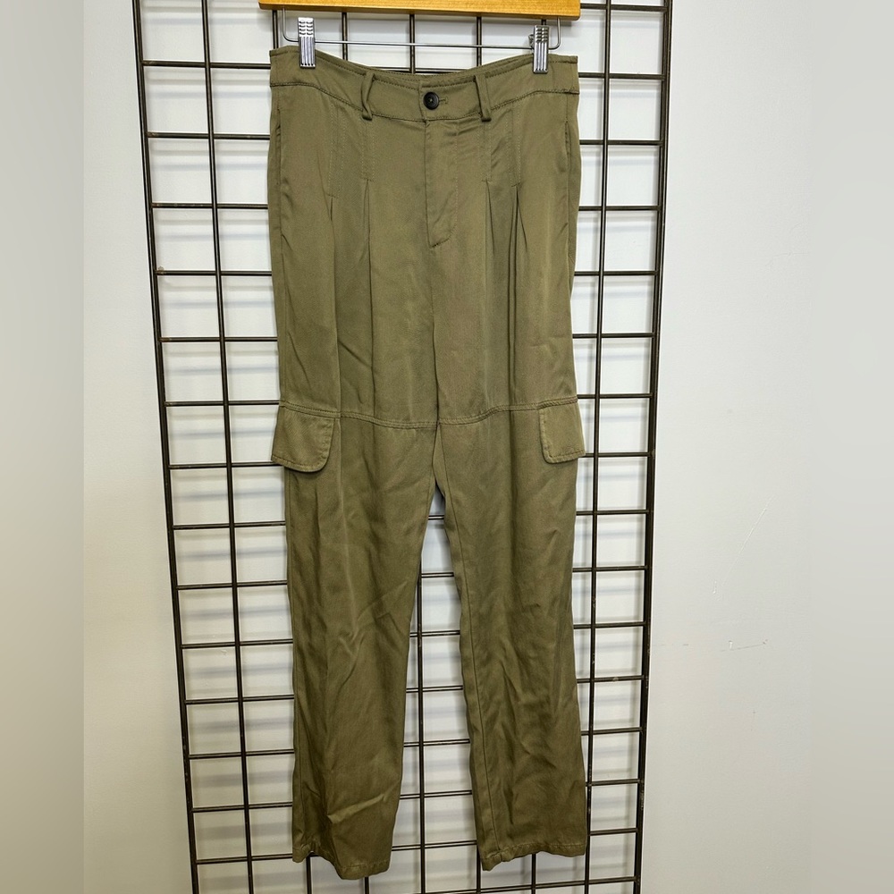 green flowy cargos